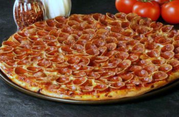what-is-old-world-pepperoni