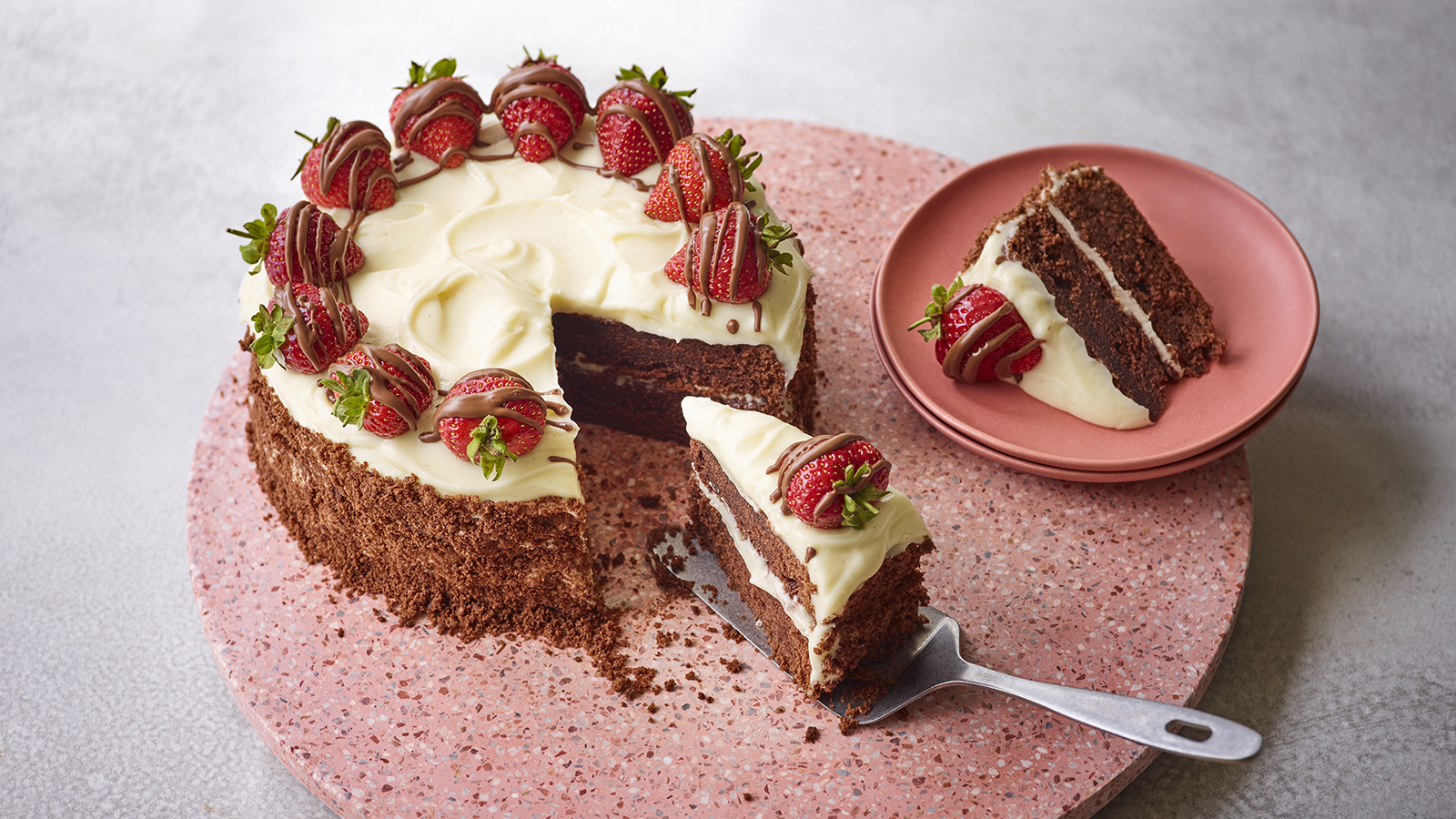 is-red-velvet-cake-chocolate-cake