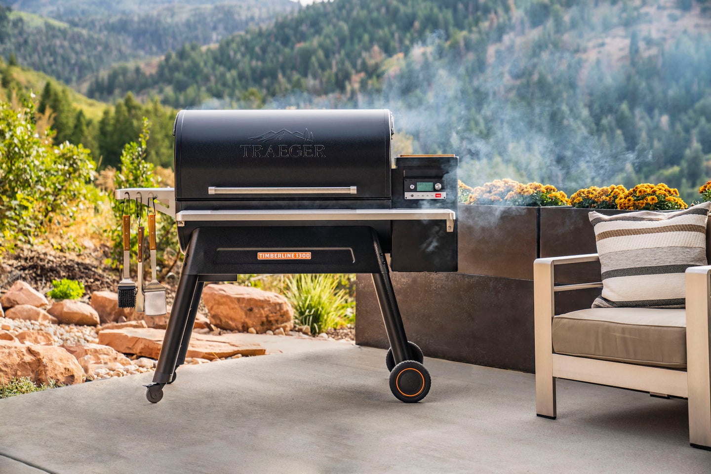The 9 Best Pellet Grills (Reviews & Buying Guide 2022)