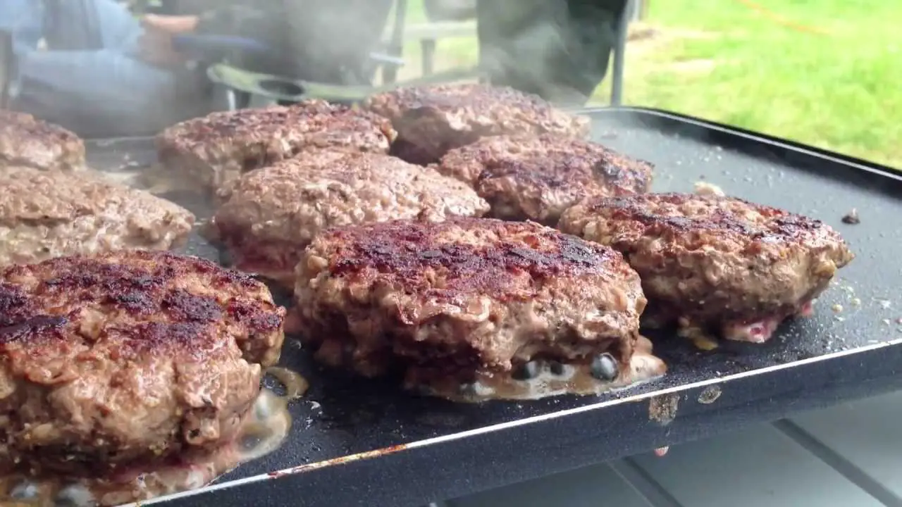 Discover the Perfect Electric Griddle Temperature for Juicy Burgers