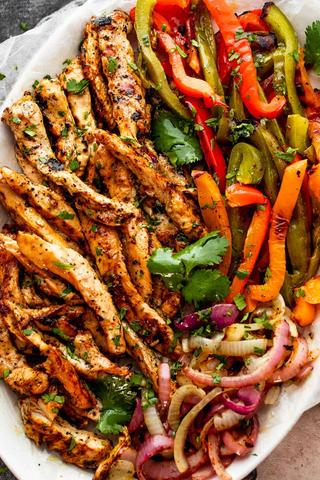 HOW TO MAKE GRILLED CHICKEN FAJITAS: HOW TO MAKE GRILLED CHICKEN FAJITAS:
