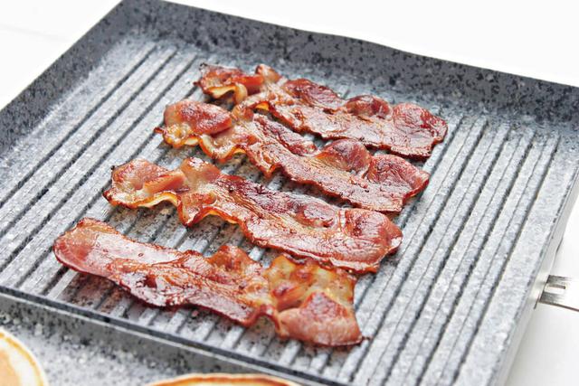 WHAT IS PAN-FRYING? WHAT IS PAN-FRYING?