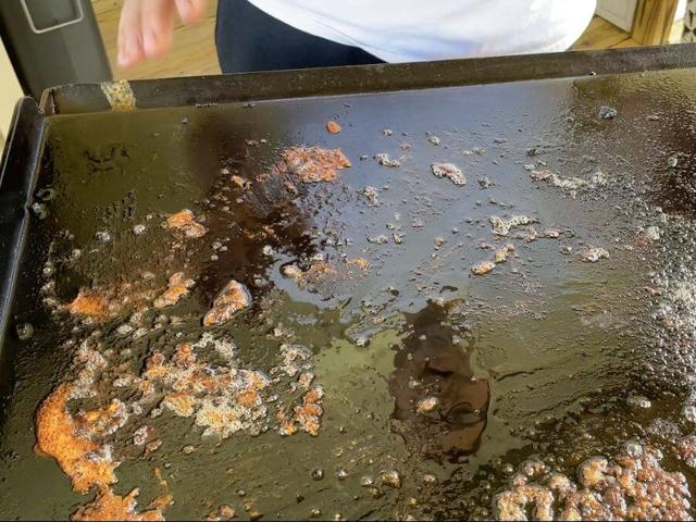 How To Clean A Flat Top Grill After It Has Sat Dirty How To Clean A Flat Top Grill After It Has Sat Dirty