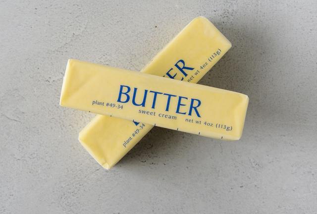 Sweet Cream Butter vs Butter: What’s the Difference Between Them? Sweet Cream Butter vs Butter: What’s the Difference Between Them?