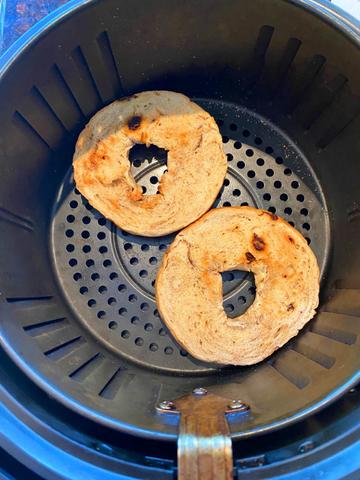 HOW TO TOAST A BAGEL IN AN AIR FRYER HOW TO TOAST A BAGEL IN AN AIR FRYER