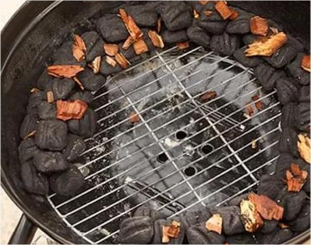 How to Smoke on a Charcoal Grill How to Smoke on a Charcoal Grill