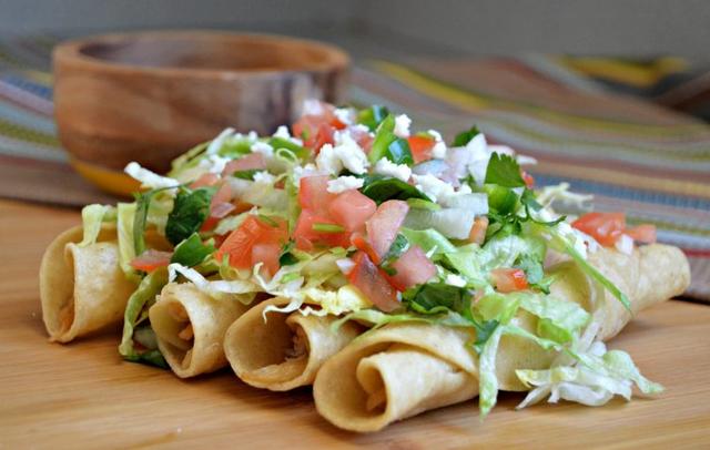 Mexican-Style Chicken Flautas Recipe Mexican-Style Chicken Flautas Recipe